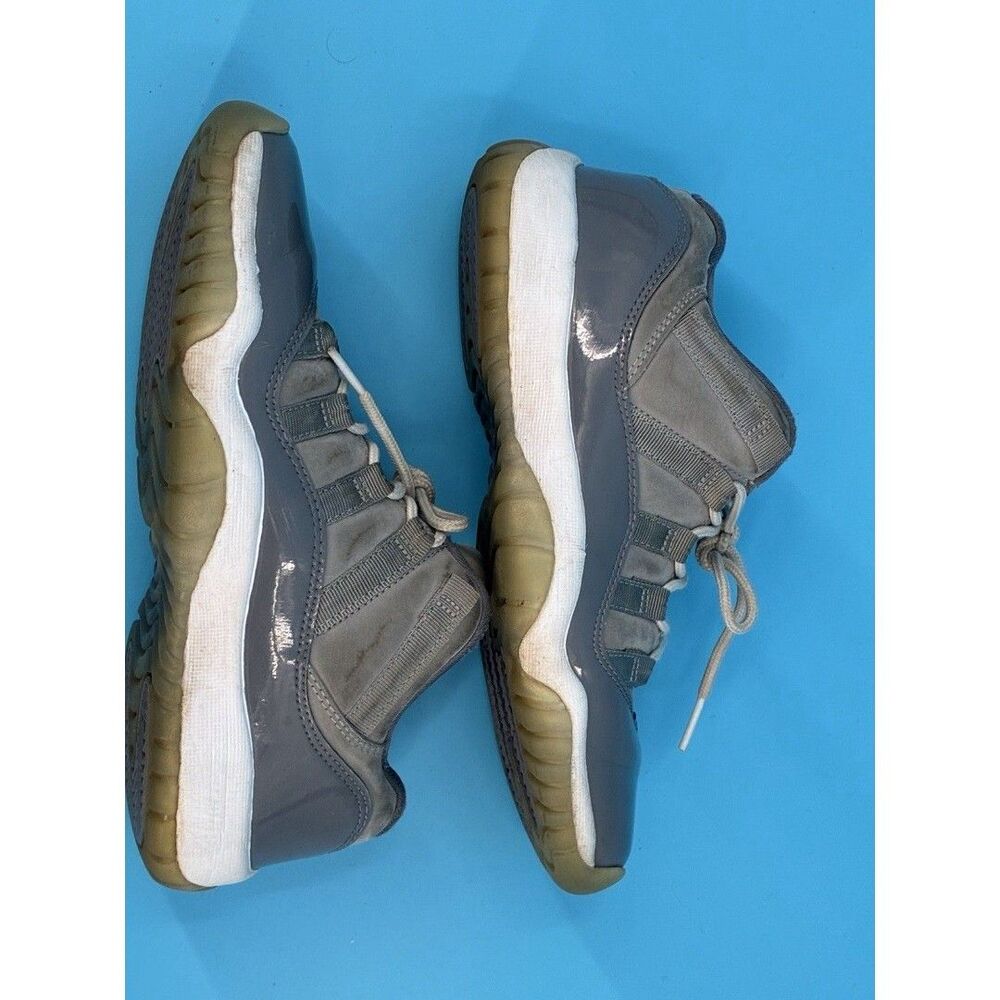 Air Jordan 11 Retro Low Cool Grey Kids 5.5Y Gray White 528896-003